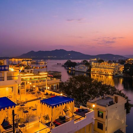 Shalom Backpackers Udaipur Pansiyon Dış mekan fotoğraf