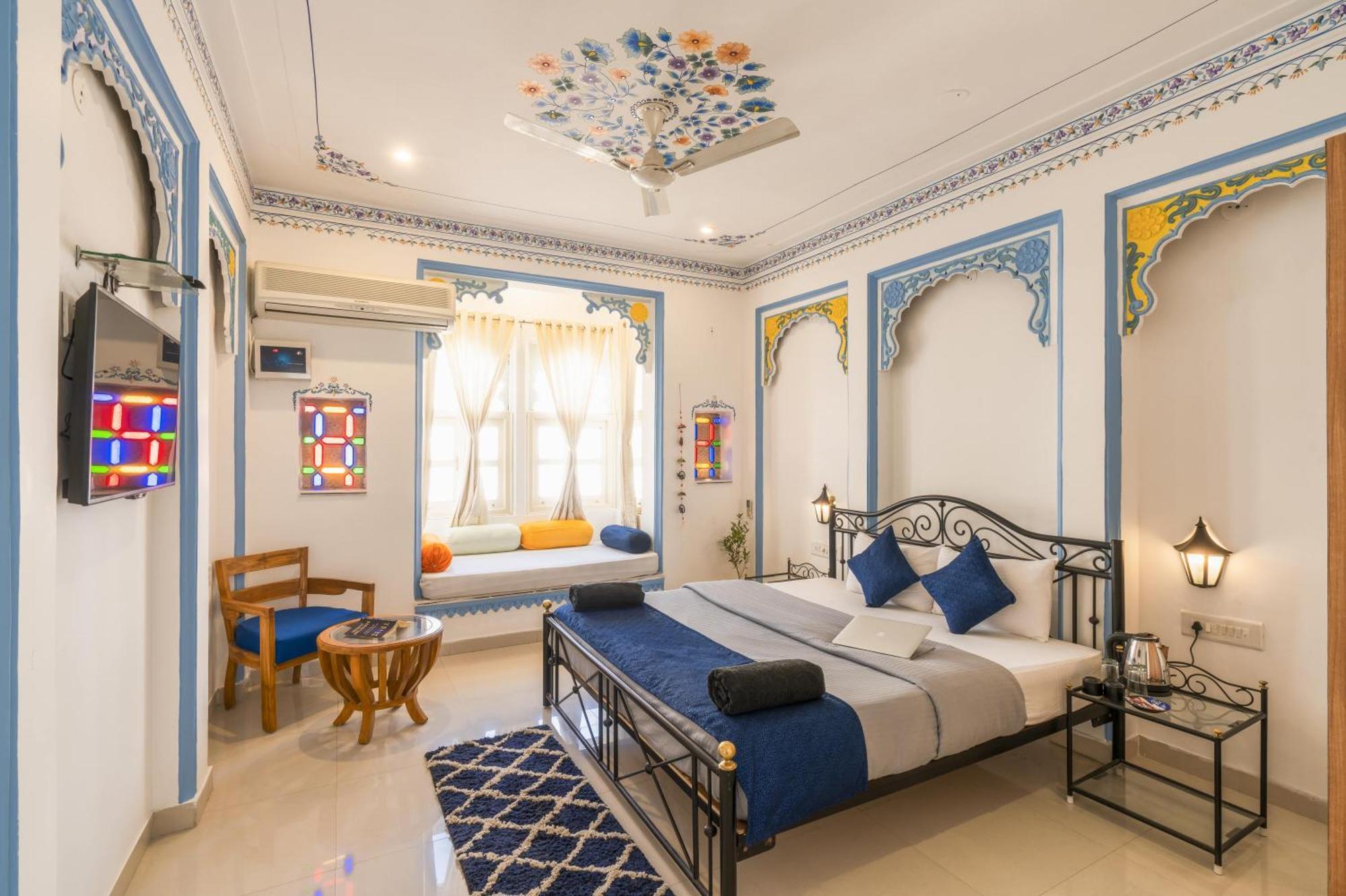 Shalom Backpackers Udaipur Pansiyon Dış mekan fotoğraf