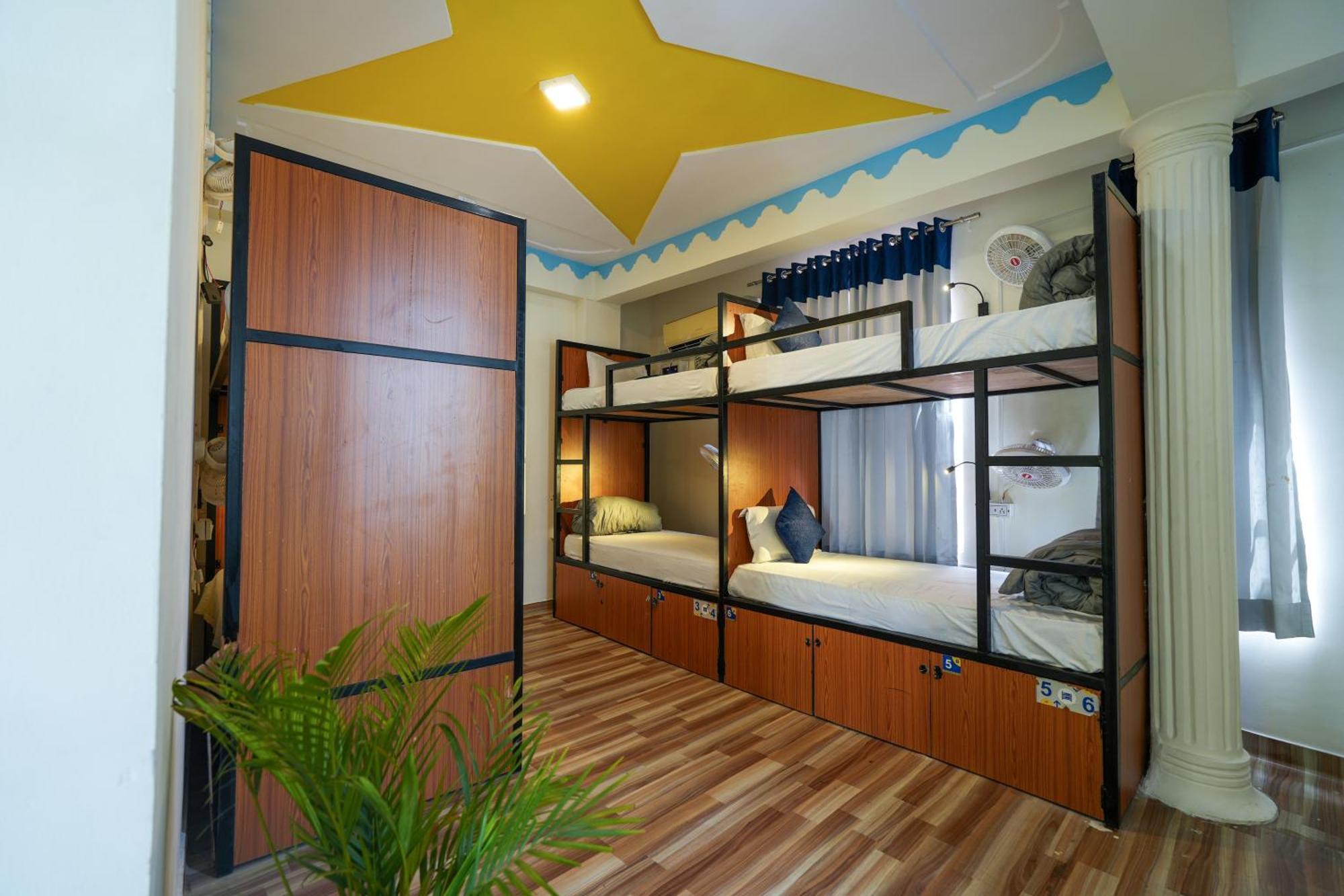 Shalom Backpackers Udaipur Pansiyon Dış mekan fotoğraf